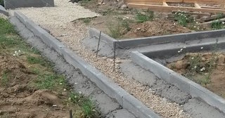 Установка бордюров для плитки в Пыти-Яхах в октябре
