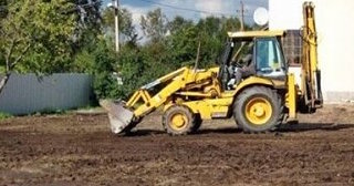 Выравнивание рельефа в Пыти-Яхах в октябре